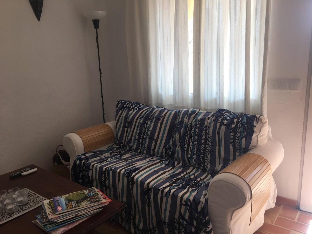 4 Persoons Bungalow Met Gemeenschappelijk Zwembad เต็วลาดา ภายนอก รูปภาพ